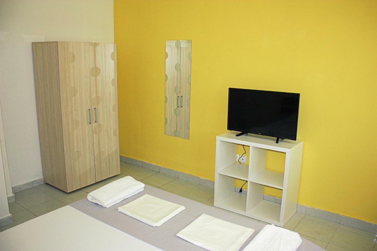 Nei Epivates Rental Rooms 50M From The Beach Neo Epivates Exterior photo